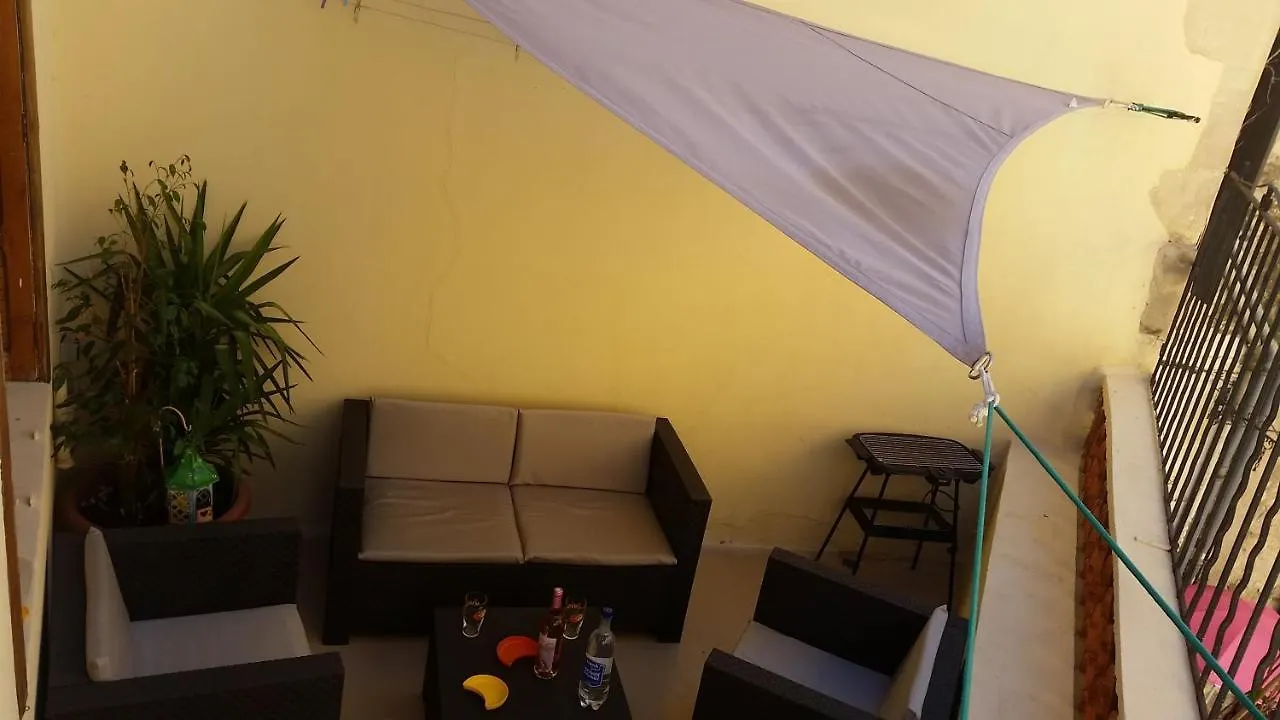 Apartment Ferienwohnung Luclem Arles Frankreich