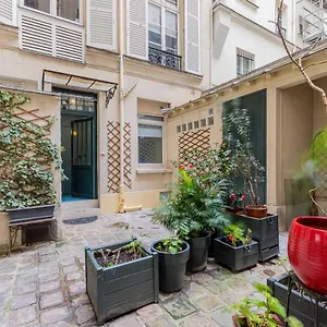 https://amazing-apartment-2br6p-saint-honor-rivoli.fr-paris.fr